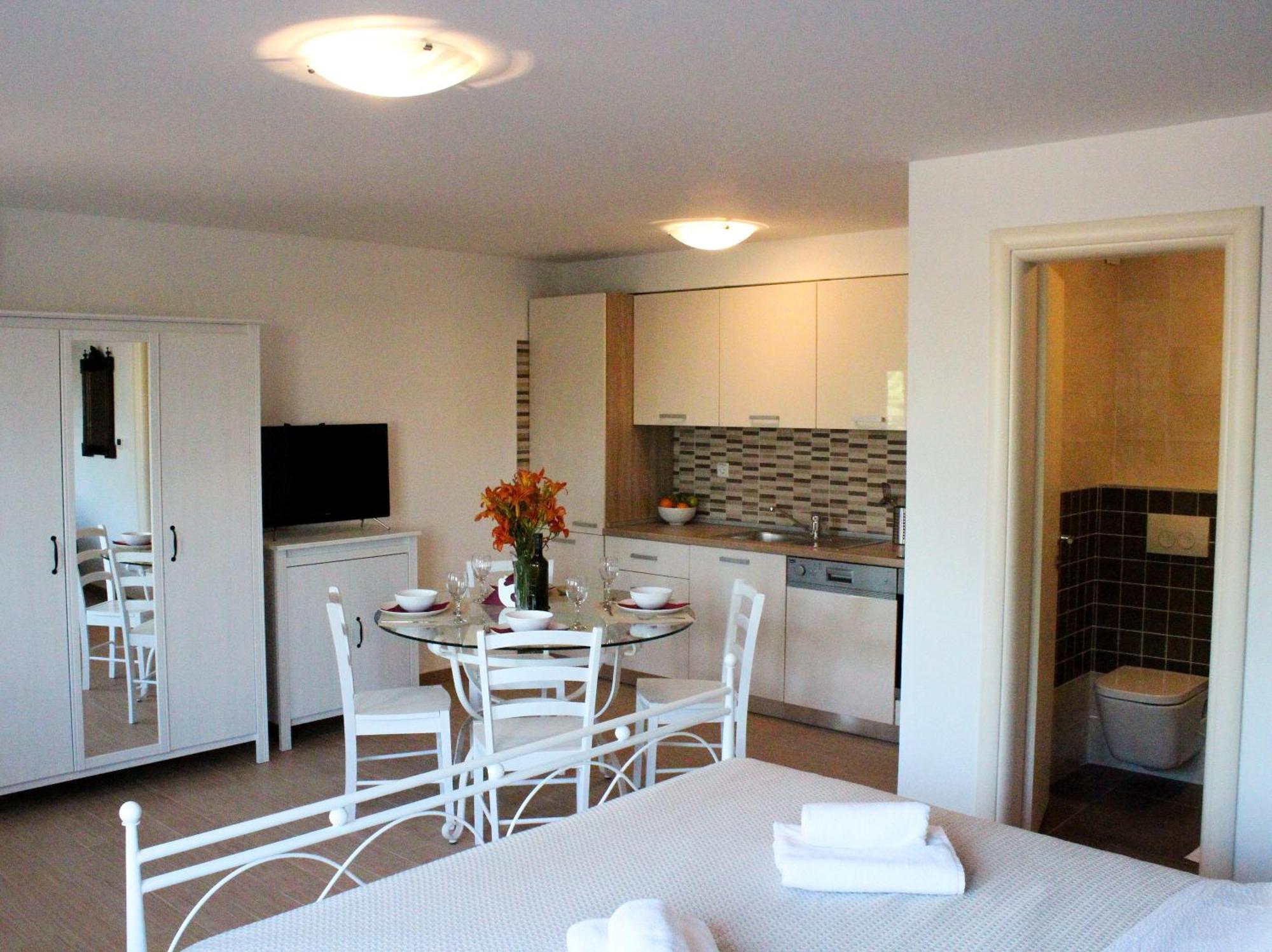Apartmani Marin1 Врбник Номер фото